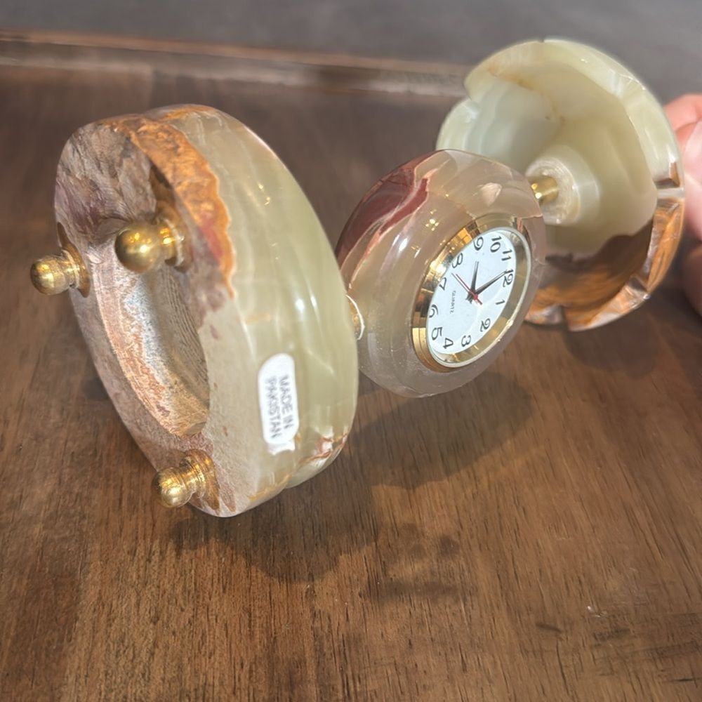Carved Natural Stone Decorative Umbrella Clock Gift Desk or Mantle Decor NEW - Picture 6 of 9